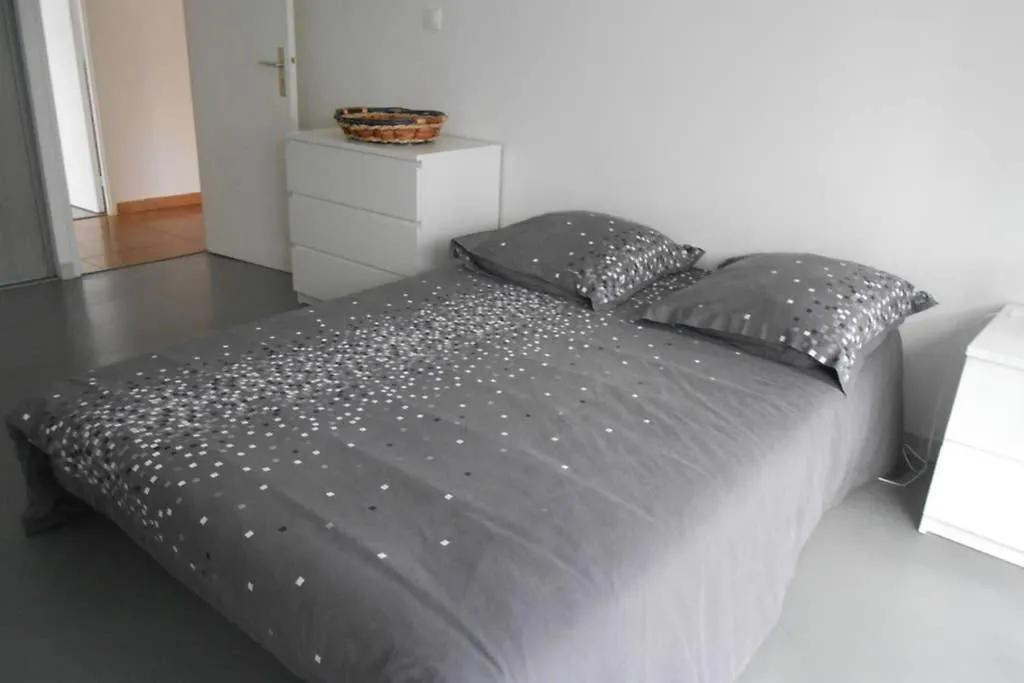 Apartment Particulier Loue T3 En Rez De Jardin A 30 Metres De La Plage Avec Un Double Box La Ciotat France